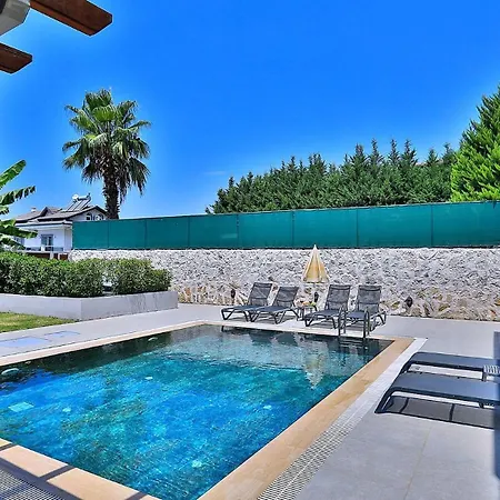 ヴィラ 3 Bedroom In Oludeniz - 5832 *